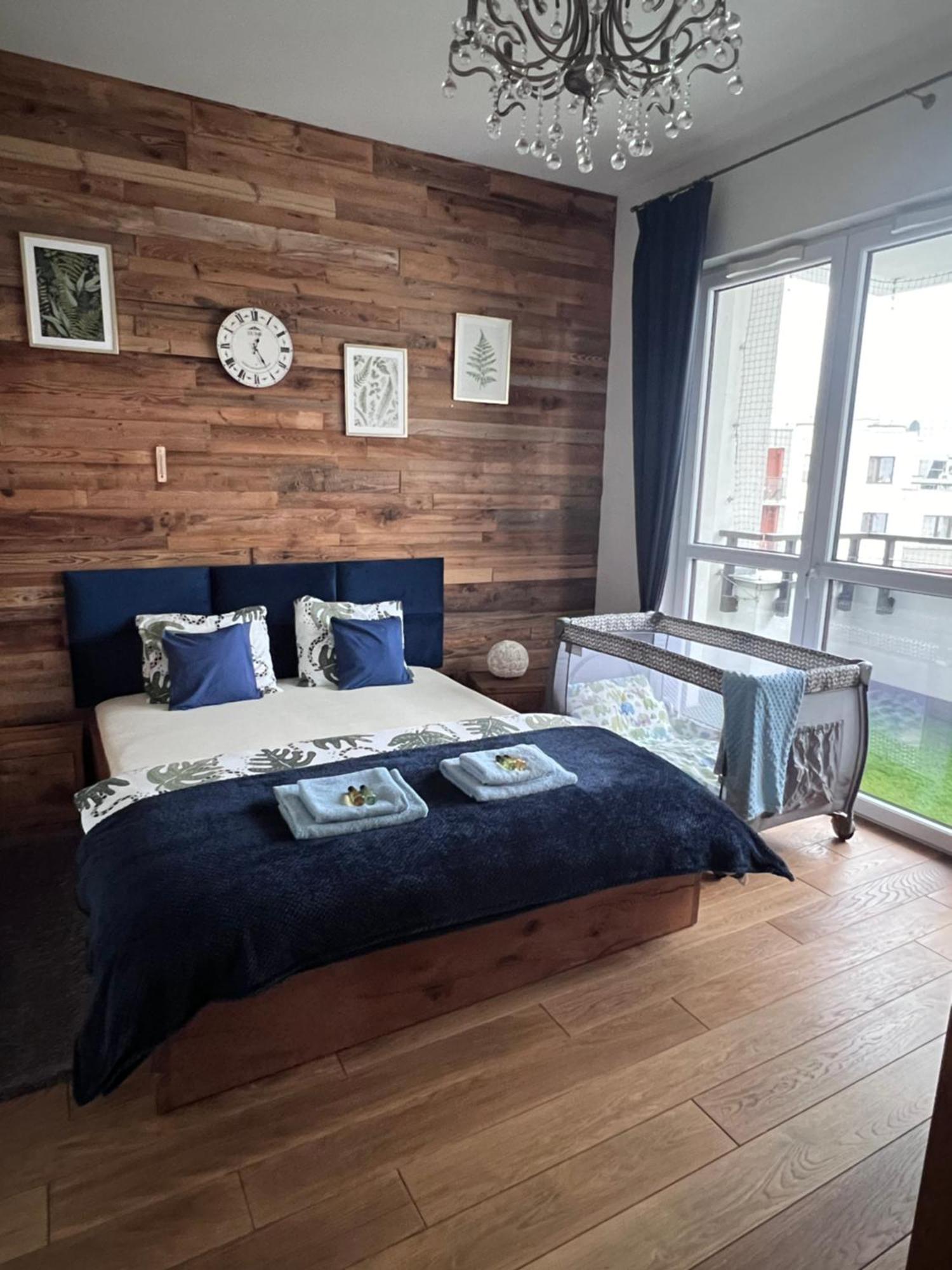 Апартаменти Lake Park Apartament With Free Parking Airport Netflix Варшава Екстер'єр фото