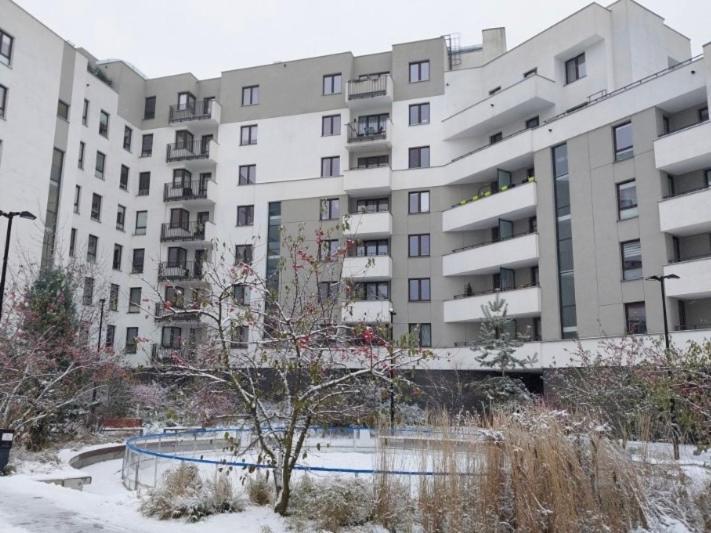 Апартаменти Lake Park Apartament With Free Parking Airport Netflix Варшава Екстер'єр фото